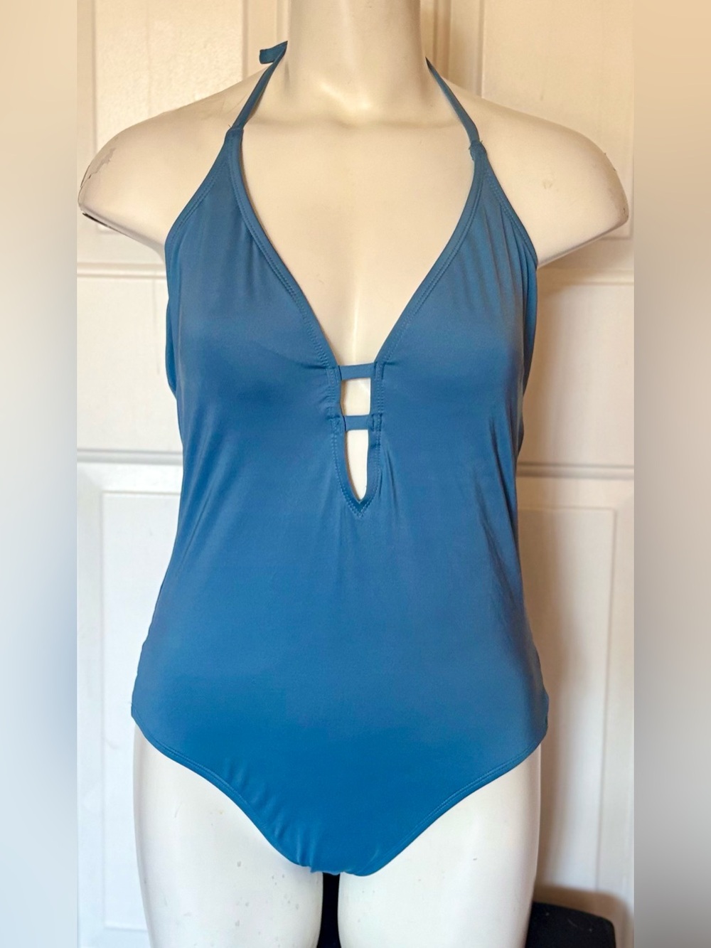 Laundry by design one-piece halter Blue swimsuit Womens size Large